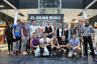 Silná ruka 2015