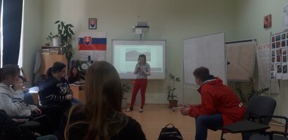 Rovesnícke vzdelávanie