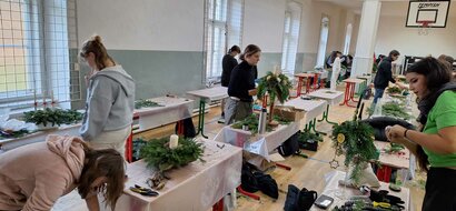 Školské kolo súťaže vo viazaní a aranžovaní kvetín