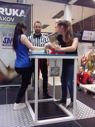 fotki silna ruka 013