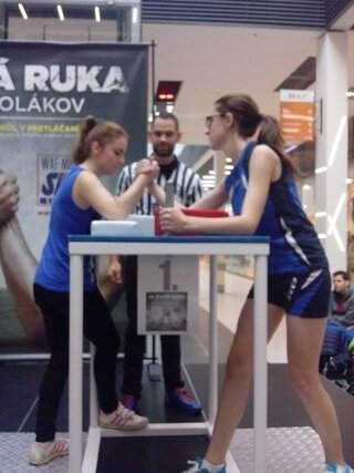 fotki silna ruka 015