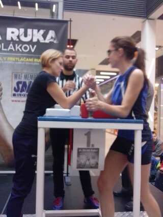 fotki silna ruka 017