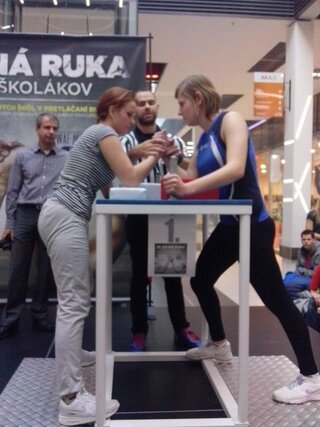 fotki silna ruka 021