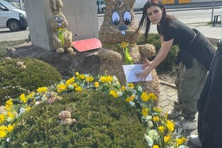 Zväčšiť fotografiu - Jarná výzdoba v obci beluša v réžii našich žiakov