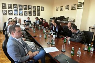 Zväčšiť fotografiu - Pracovný míting v srbsku v rámci projektu avico