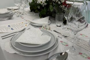 Zväčšiť fotografiu - Tvorba slávnostnej tabule - súťaž v stolovaní