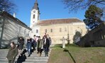 návšteva románskeho kostola v Schöngrabene
