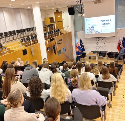 Exkurzia do Bratislavy – 3. december 2025