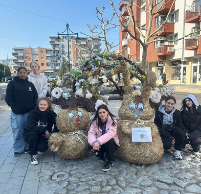 Jarná výzdoba v Púchove v podaní žiakov SOŠ Pruské